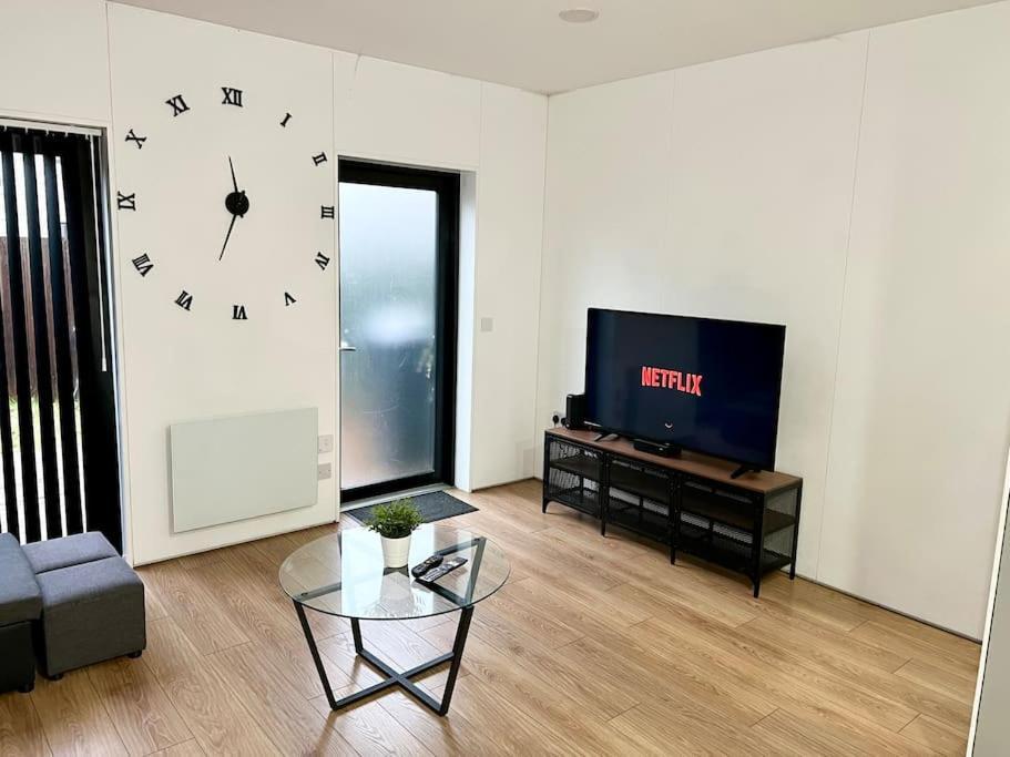 Large Townhouse 5 Beds With Two Parking Spaces - Manchester City Centre Luaran gambar