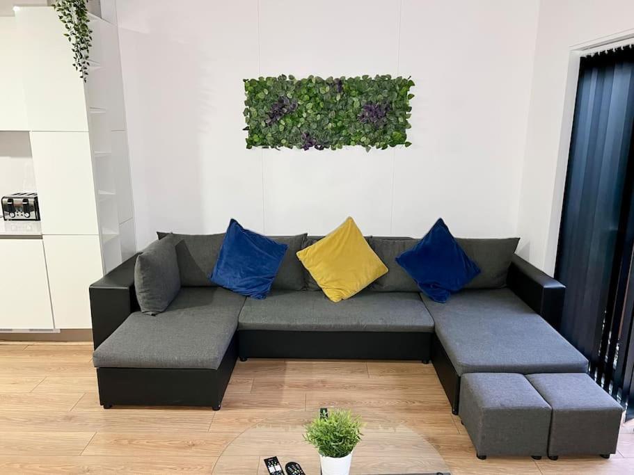Large Townhouse 5 Beds With Two Parking Spaces - Manchester City Centre Luaran gambar