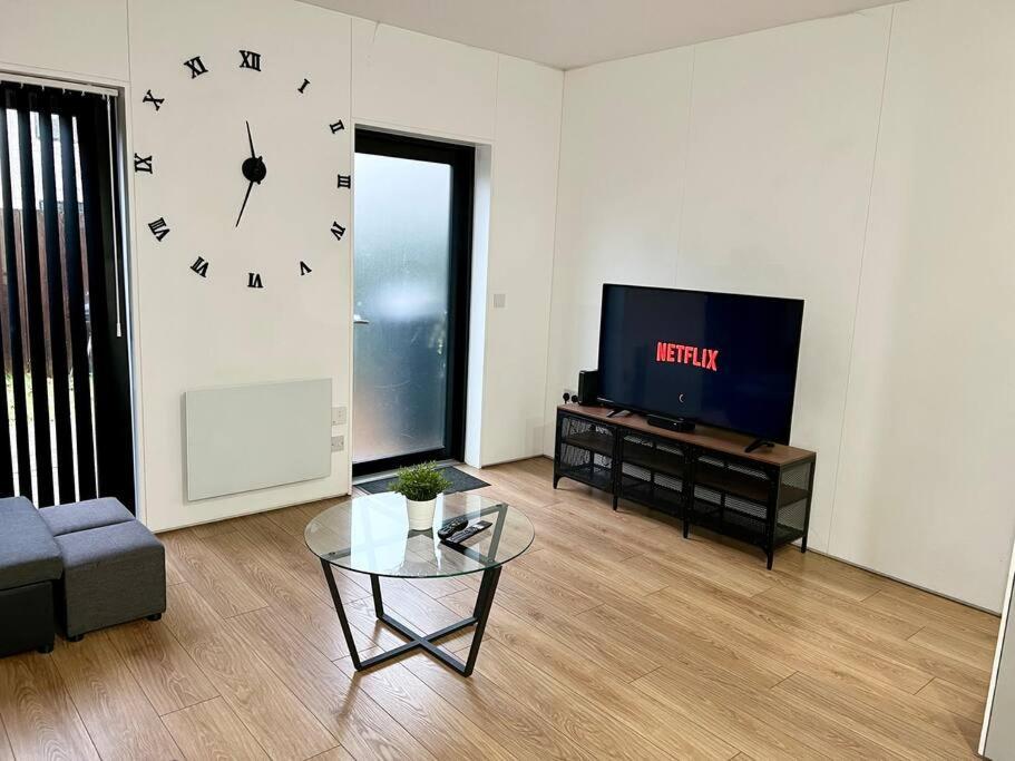 Large Townhouse 5 Beds With Two Parking Spaces - Manchester City Centre Luaran gambar